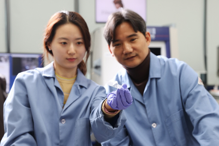 KAIST