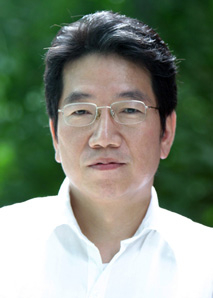 [김병헌의 체인지] 성장통인가 위기인가···롯데 대전환의 시작 - 뉴스 썸네일 이미지