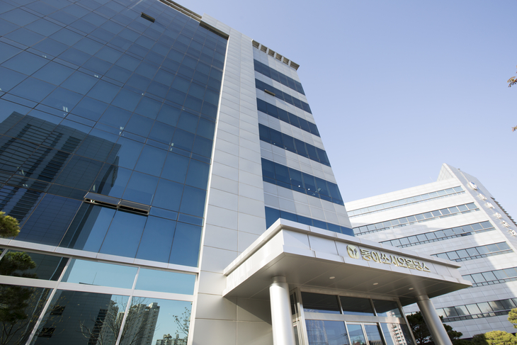 동아쏘시오, 중동 전쟁에도 1분기 '약진'...에스티팜 영업익 11배↑ - 뉴스 썸네일 이미지