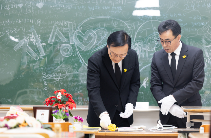 임태희 경기교육감, 세월호 12주기 ‘기억과 안전’ 다짐…AI 서·논술형 평가로 미래교육 전환 가속