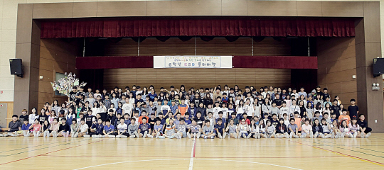 7. 만정초등학교 프리마켓-6학년 단체사진