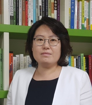 김동옥 교수