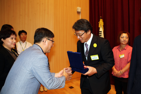 이상진 삼육대 평생교육원장이 김성환 노원구청장