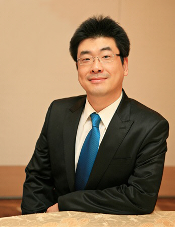 강신철 한국게임산업협회장