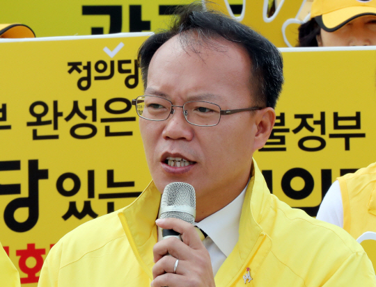 지지호소하는 정의당 나경채 광주시장후보