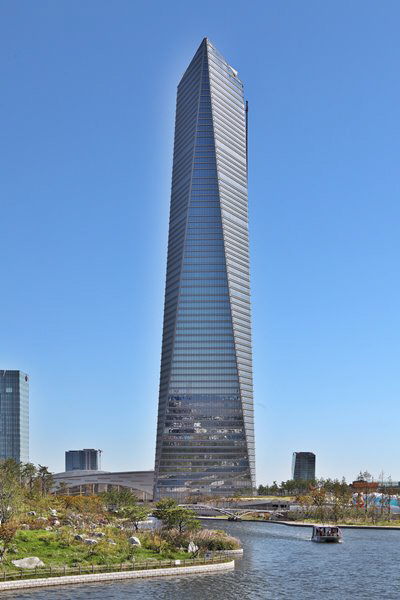 포스코대우 송도사옥 전경