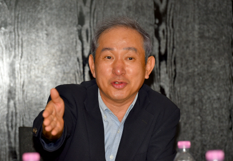 hwang01