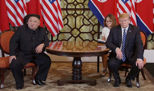 김정은 트럼프 걀걀