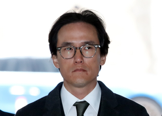 법정 향하는 조현범 한국타이어 대표
