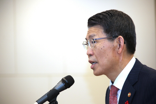 은성수 위원장