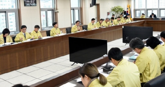 “하필이면 개학”···부산시교육청, ‘우한 폐렴’ 비상대책