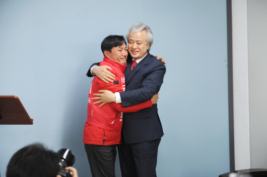 권택기 무소속 단일후보 결정