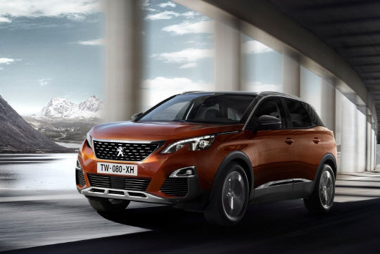 푸조 3008 SUV (1)