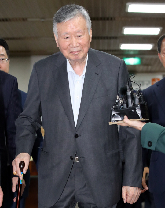 이중근