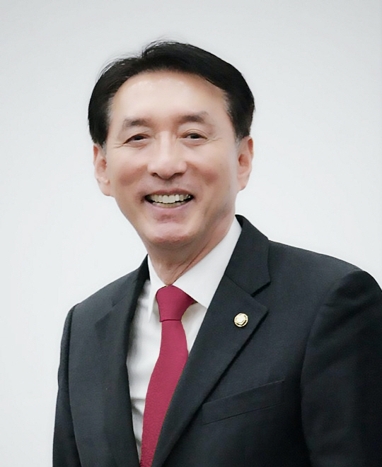김석기