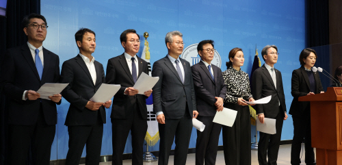 巨野 민주당, 국회 권력 바뀌기 전 尹정부 견제 입법 드라이브 가속