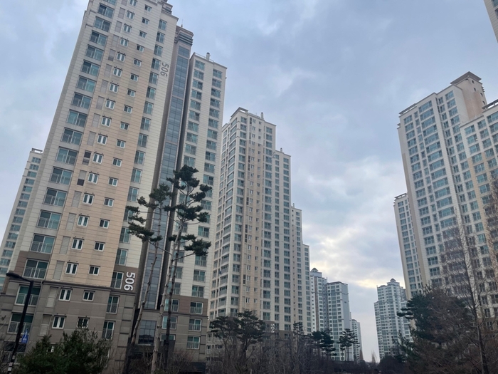고양특례시 덕이동 소재 하이파크시티 아파트 전경