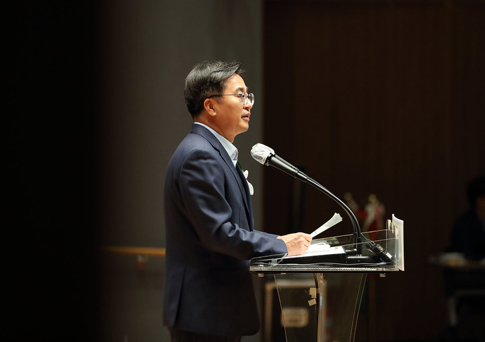 김동연