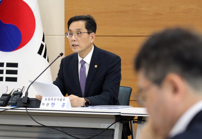 한훈 차관, 농식품 비상수급안정 대책회의