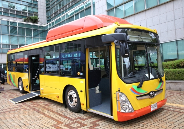 안양시 교통약자 무료셔틀버스 3대 중 2대 친환경 저상버스로 교체
