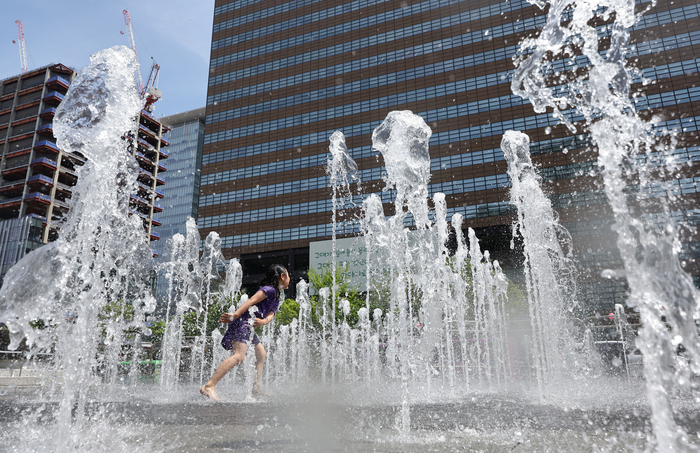서울 광화문광장 바닥분수대.연합뉴스