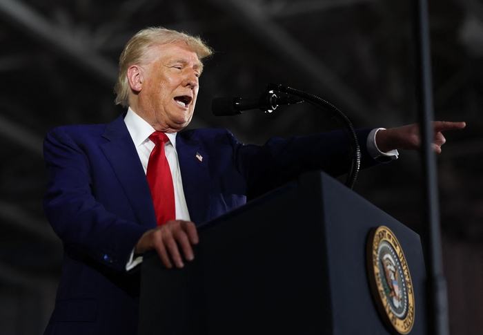 US-PRESIDENT-TRUMP-DELIVERS-SPEECH-IN-MICHIGAN-TO-MARK-100-DAYS