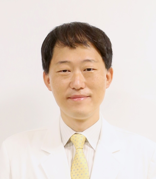 [사진] 분당서울대병원 소화기내과 윤혁 교수