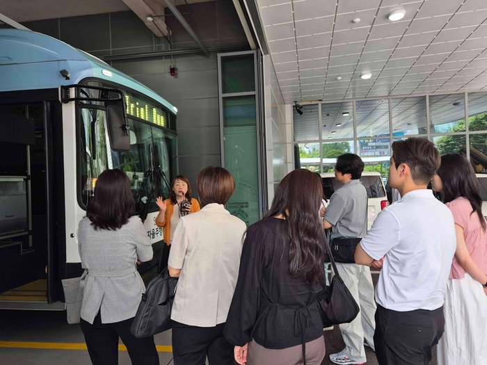 안양시 6월27일 안양시스마트도시통합센터에서 '2025년 정부혁신 멘토링' 개최