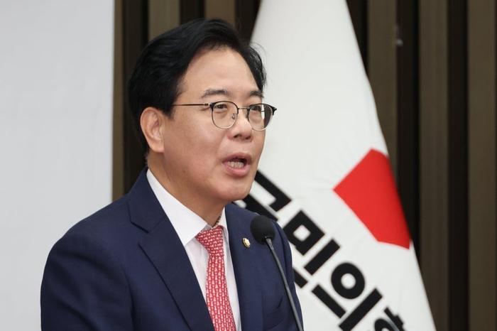 국민의힘 송언석 원내대표가 지난달 30일 서울 여의도 국회에서 열린 의원총회에서 발언하고 있다.[사진=연합뉴스]