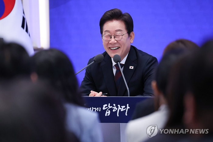 해수부 부산 이전에 이재명 대통령 “다 내가 가질 거야 하지는 않을 것