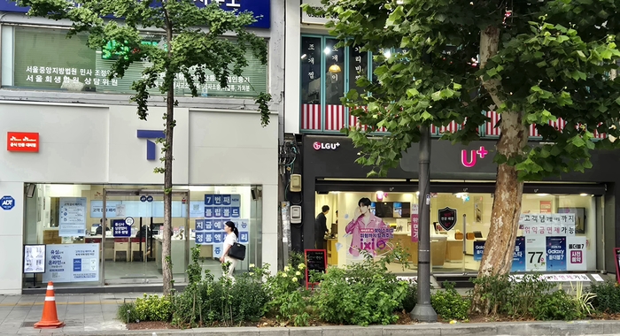 [현장] “지금이 휴대폰 교체 최적”…번호 대이동에 유치전 과열