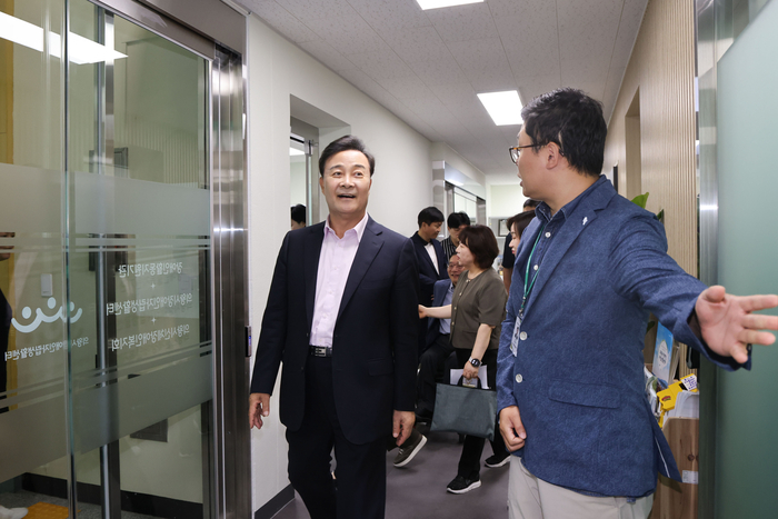 김성제 의왕시장 7월31일 장애인자립생활센터 리모델링 준공 점검
