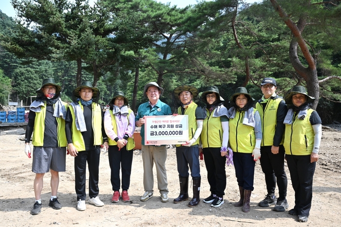 의정부시의회 1일 가평군 수해복구 자원봉사활동 참여