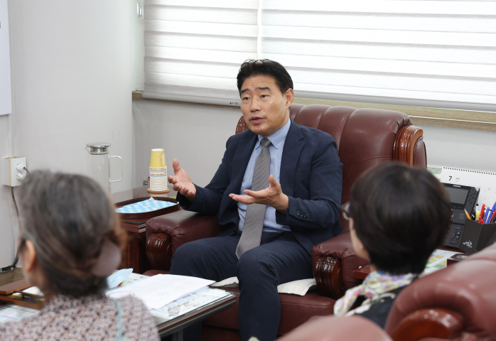 김운남 고양특례시의회 의장-(사)평화누리 대표단 1일 차담회 개최