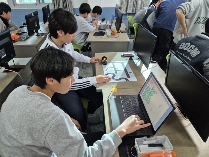동두천시 SW-AI 선도학교 운영 교육 현장