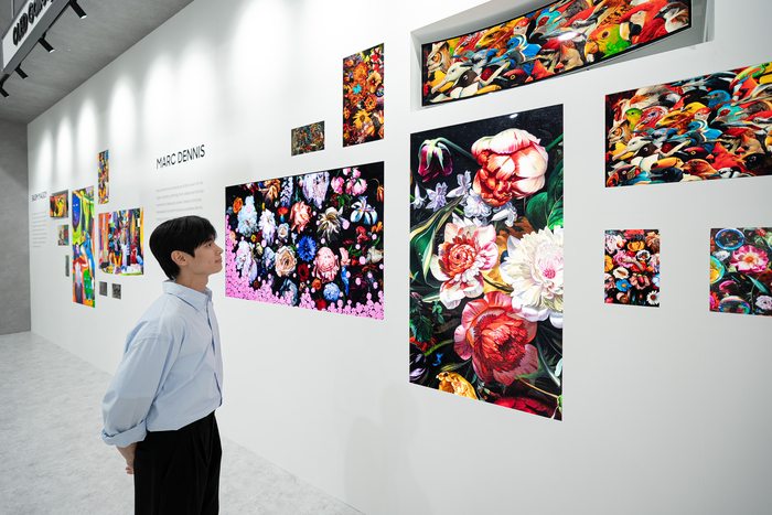 'K-디스플레이 2025' 삼성디스플레이 부스에 마련된 'OLED 갤러리'.