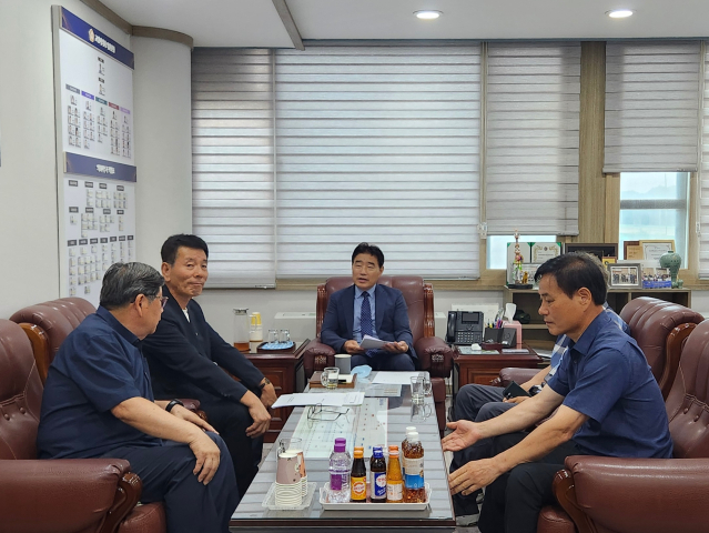 김운남 고양특례시의회 의장-농촌지도자 고양특례시연합회 6일 차담회 운영