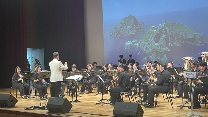 경북교육청, 광복80주년 울릉도 초청 음악회