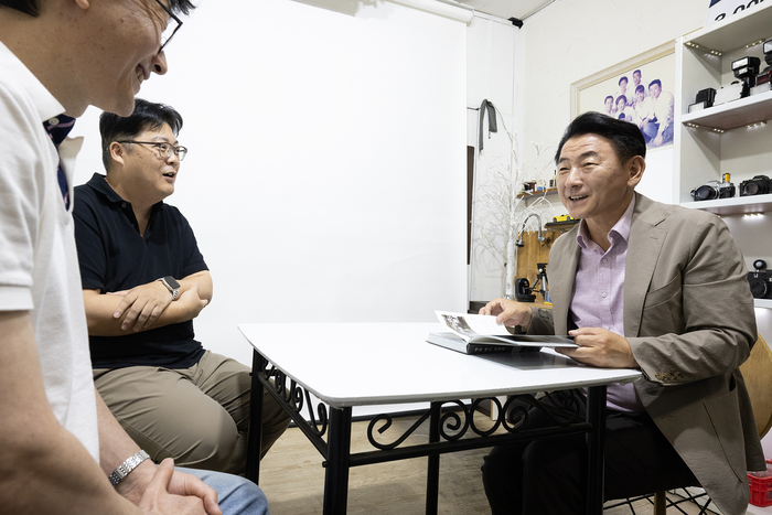김동근 의정부시장 11일 유튜버 복원왕(김성진-장재득)과 만남
