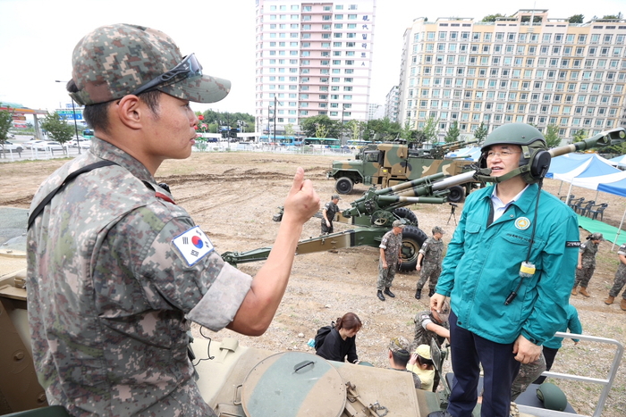 이동환 고양특례시장 18일 '을지연습 안보-안전체험장' 방문