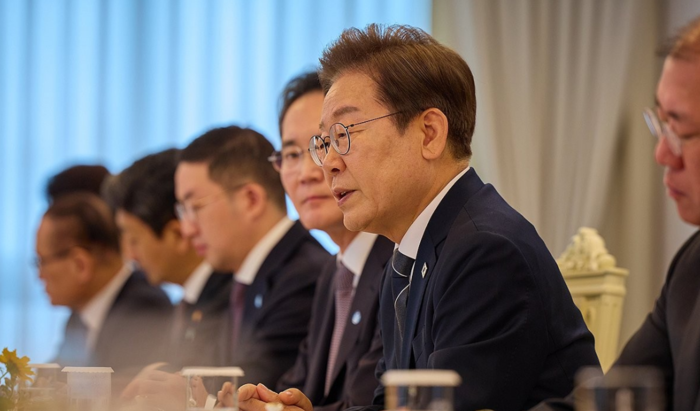 이재명 대통령, 6경제단체·기업인 간담회