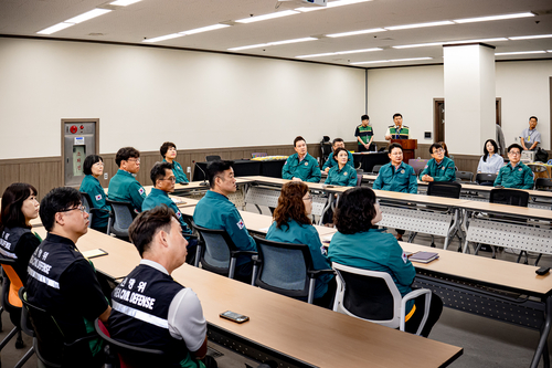 남양주시의회 20일 2025 을지연습 충무종합상황실 찾아 근무자 격려