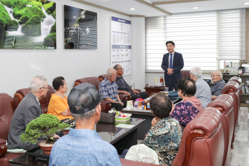 김운남 고양특례시의회 의장 4일 금정굴인권평화재단-금정굴유족회 관계자 차담회 개최
