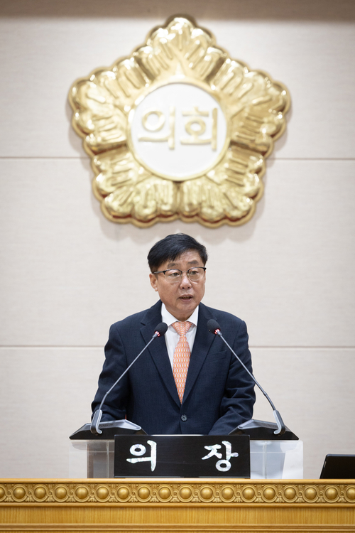 윤창철 양주시의회 의장 제380회 임시회에서 '양주시 공공산후조리원 신축을 통한 경기북부 출산과 회복 인프라 확충 촉구 건의안' 채택
