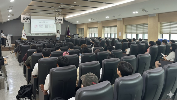 학생들이 직접 전하는 배움의 경험과 성장 스토리