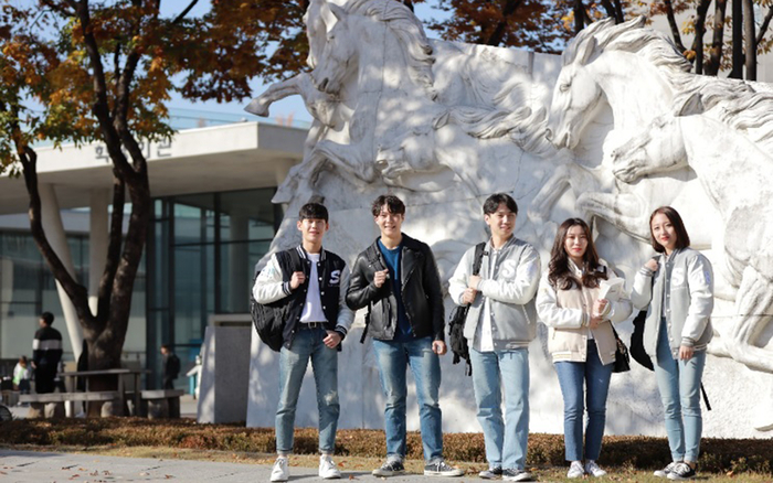 면접 100% 전형으로 인재 선발