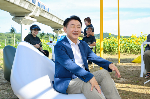 김동근 의정부시장 25일 신곡새빛정원 나들이 행사장 방문