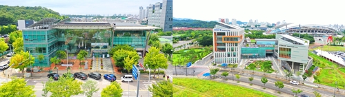 안산시 상록수보건소(왼쪽)-단원보건소 전경