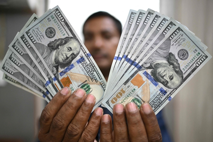 FILES-INDIA-ECONOMY-TAXATION-TARIFF