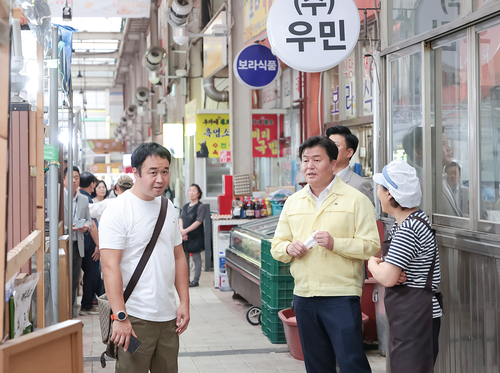 임병택 시흥시장 2일 추석맞이 삼미시장 방문